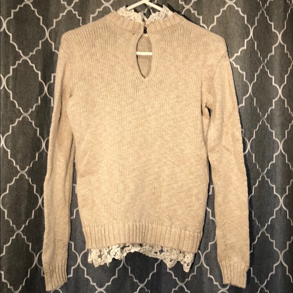 F21 KNIT SWEATER W/ LACE TRIM - Picture 2 of 8